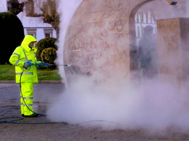 Best Pressure Washing Contractors  in Marion, IN